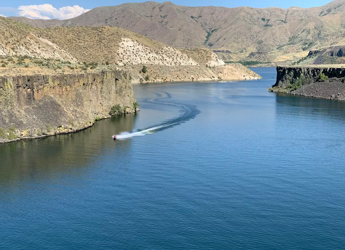jet boating through canyons